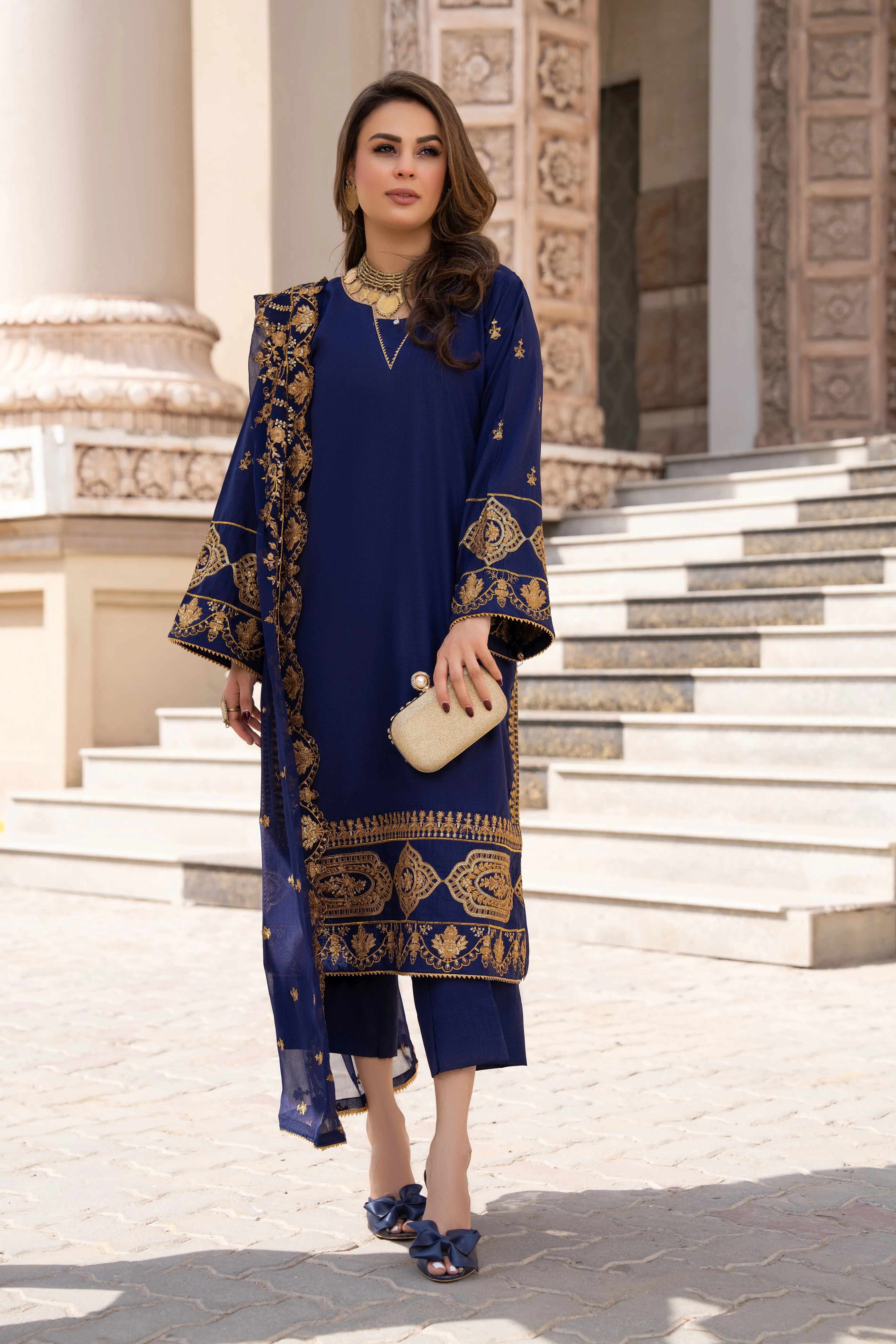 3PC READY TO WEAR RAW SILK DRESS BY GUL WARUN GRS19
