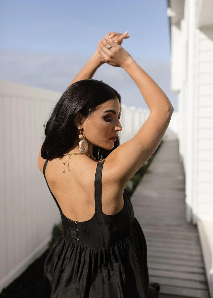 Begonia Sleeveless Silk Maxi Dress - Black