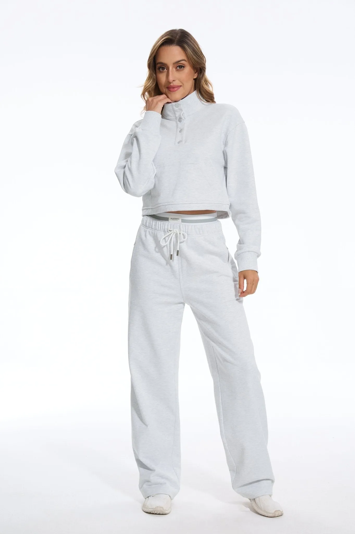 Cozy Fleece Cropped Hoodie - Light Grey