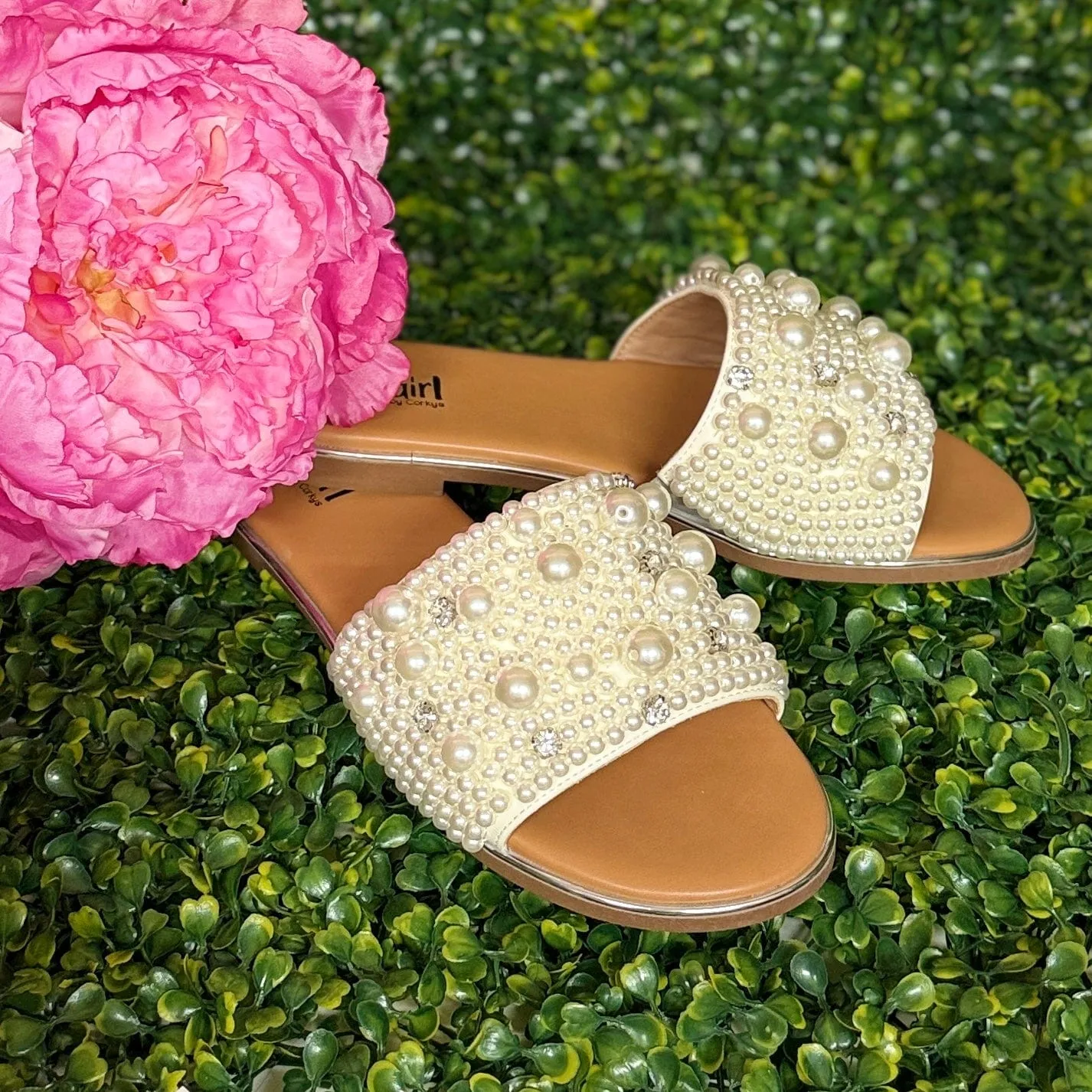 Gimme Kiss Sandals - Ivory