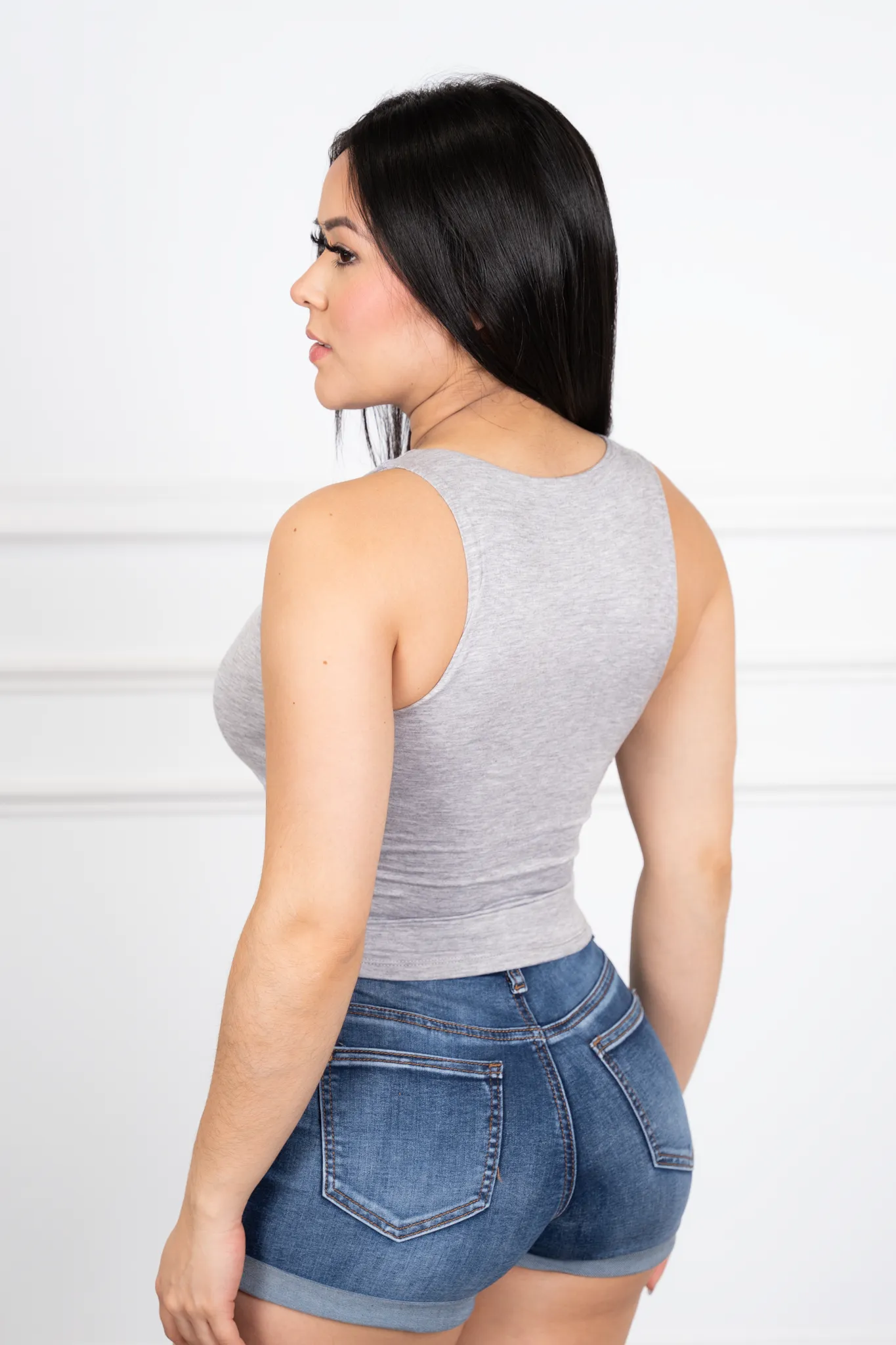 Isamar - Gray Sleeveless Cropped Blouse