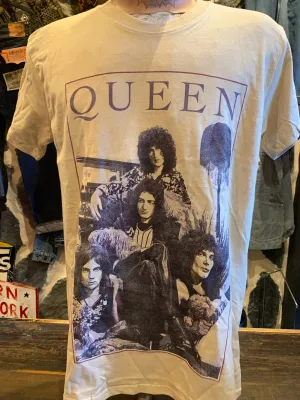 Queen Cream Light Tan Band Photo