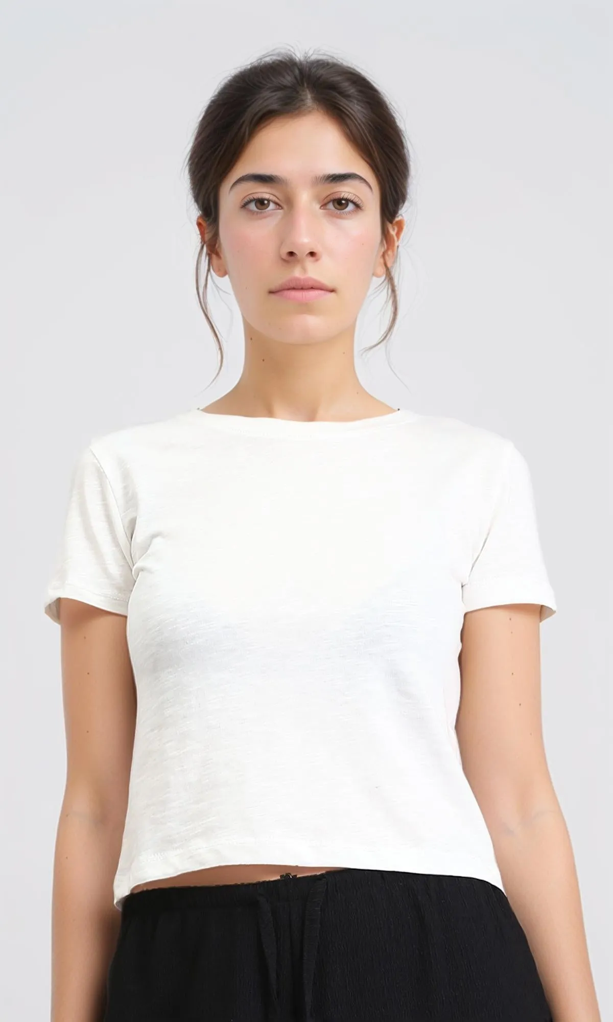 R208613 - Crew Neck Solid Basic Tee - White