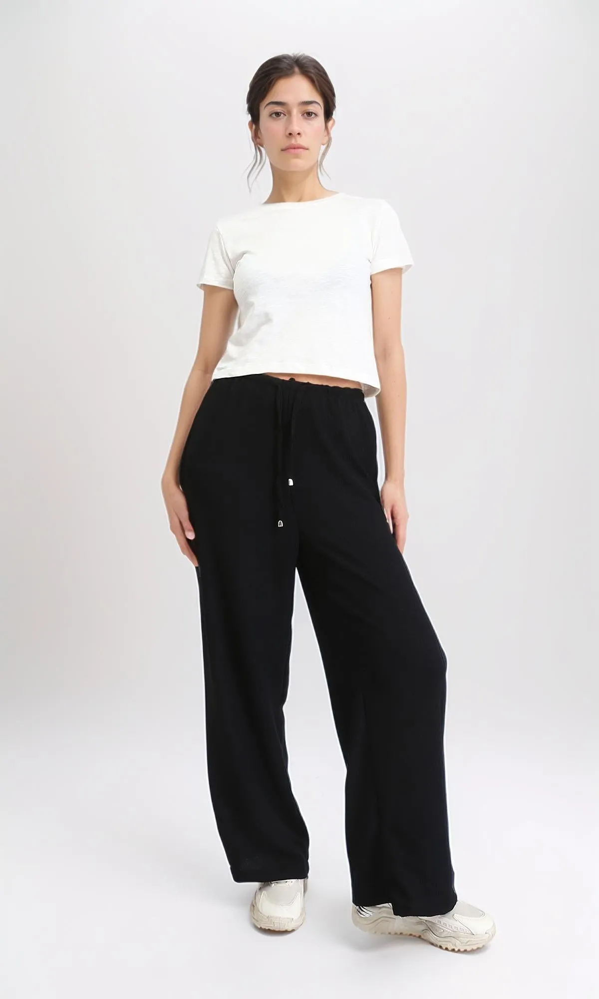 R208613 - Crew Neck Solid Basic Tee - White