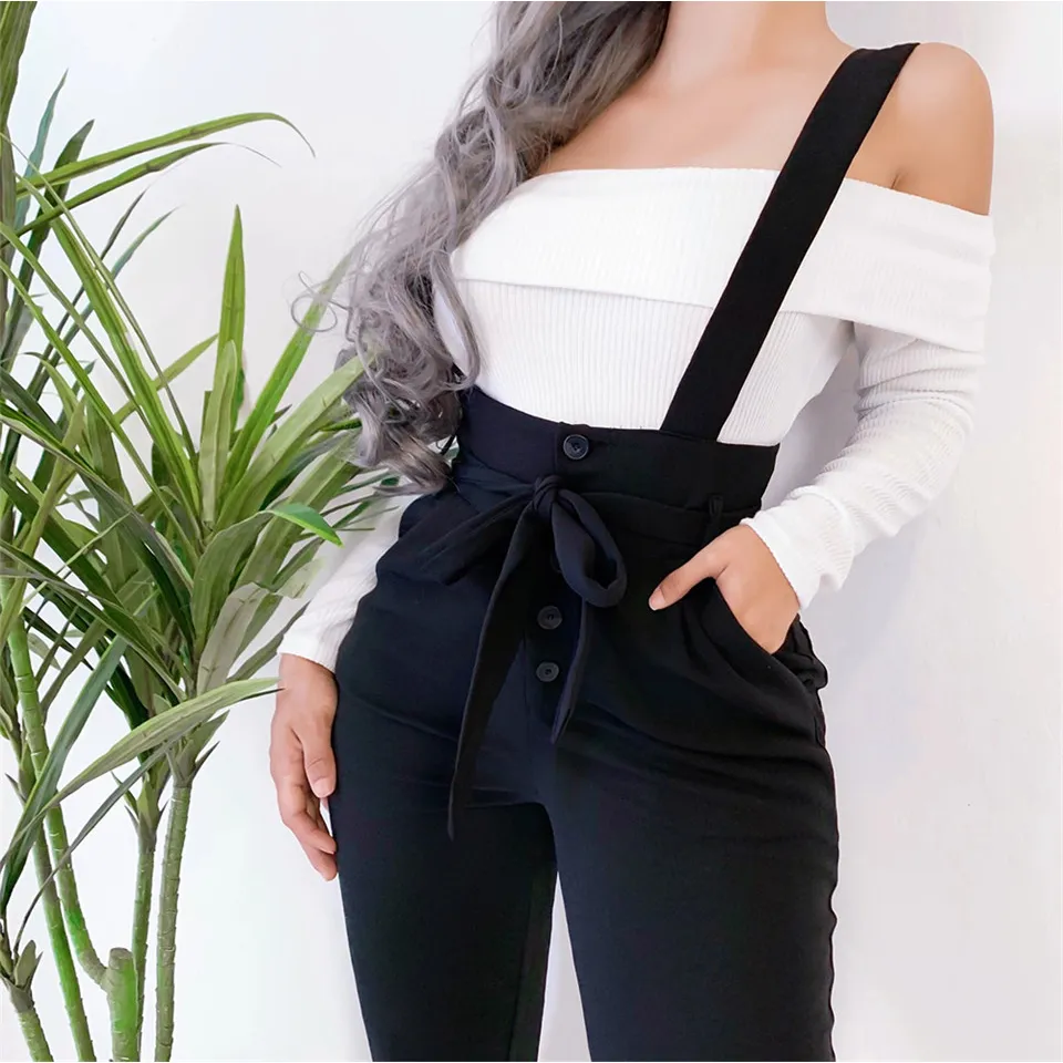 SLIM HIPS SHOULDER STRAPS TROUSERS
