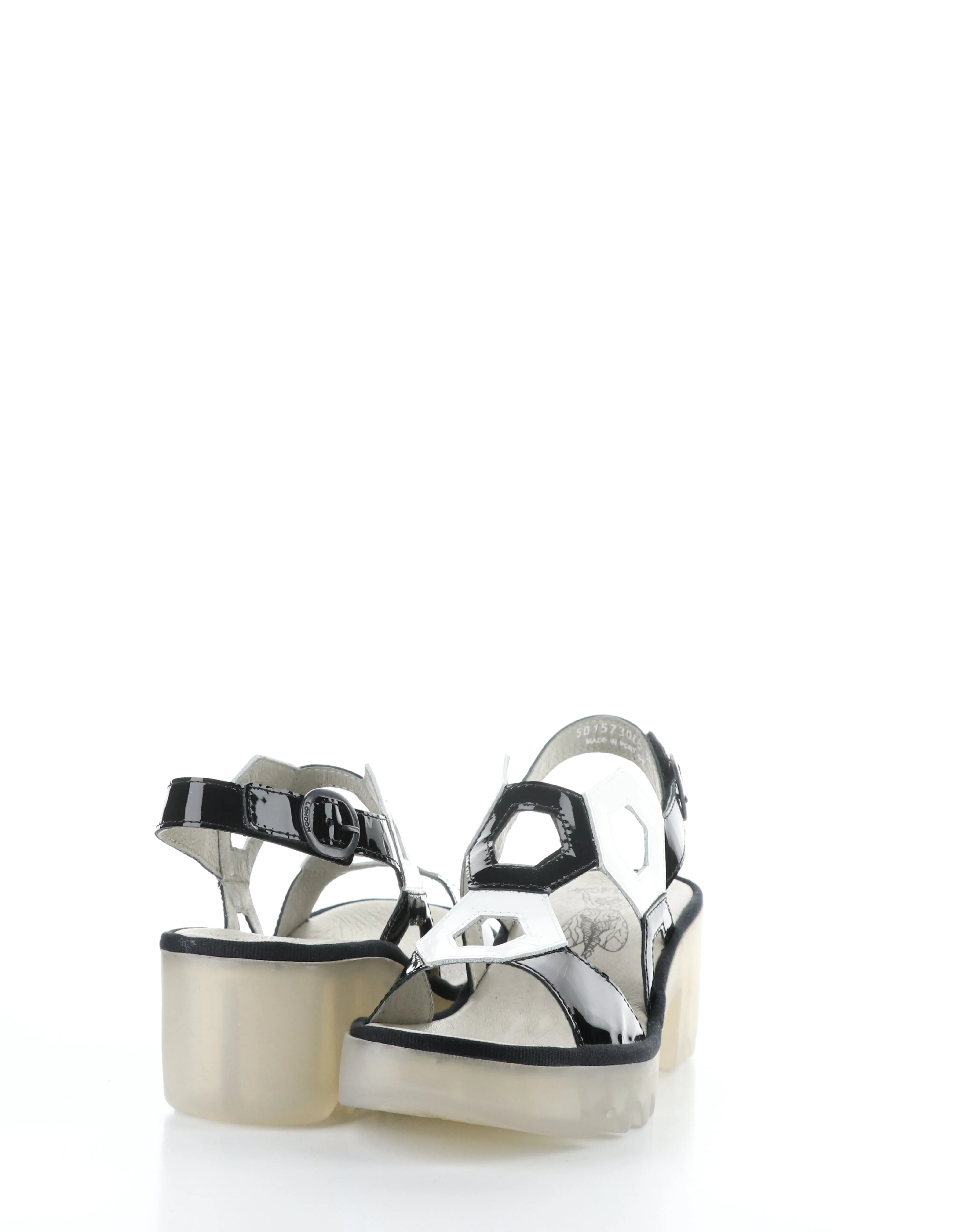 TEWA573FLY 005 BLACK/WHITE Round Toe Sandals
