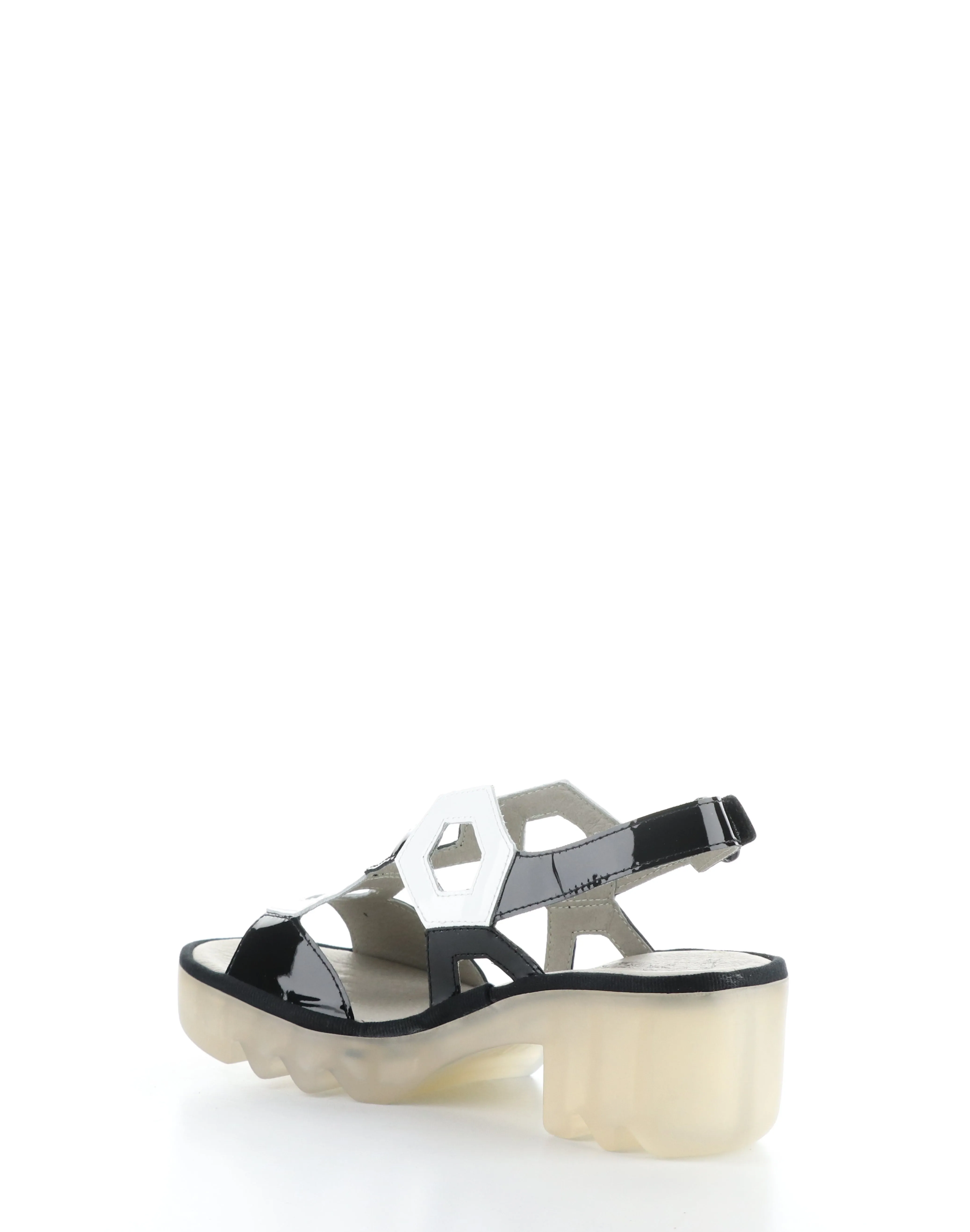 TEWA573FLY 005 BLACK/WHITE Round Toe Sandals