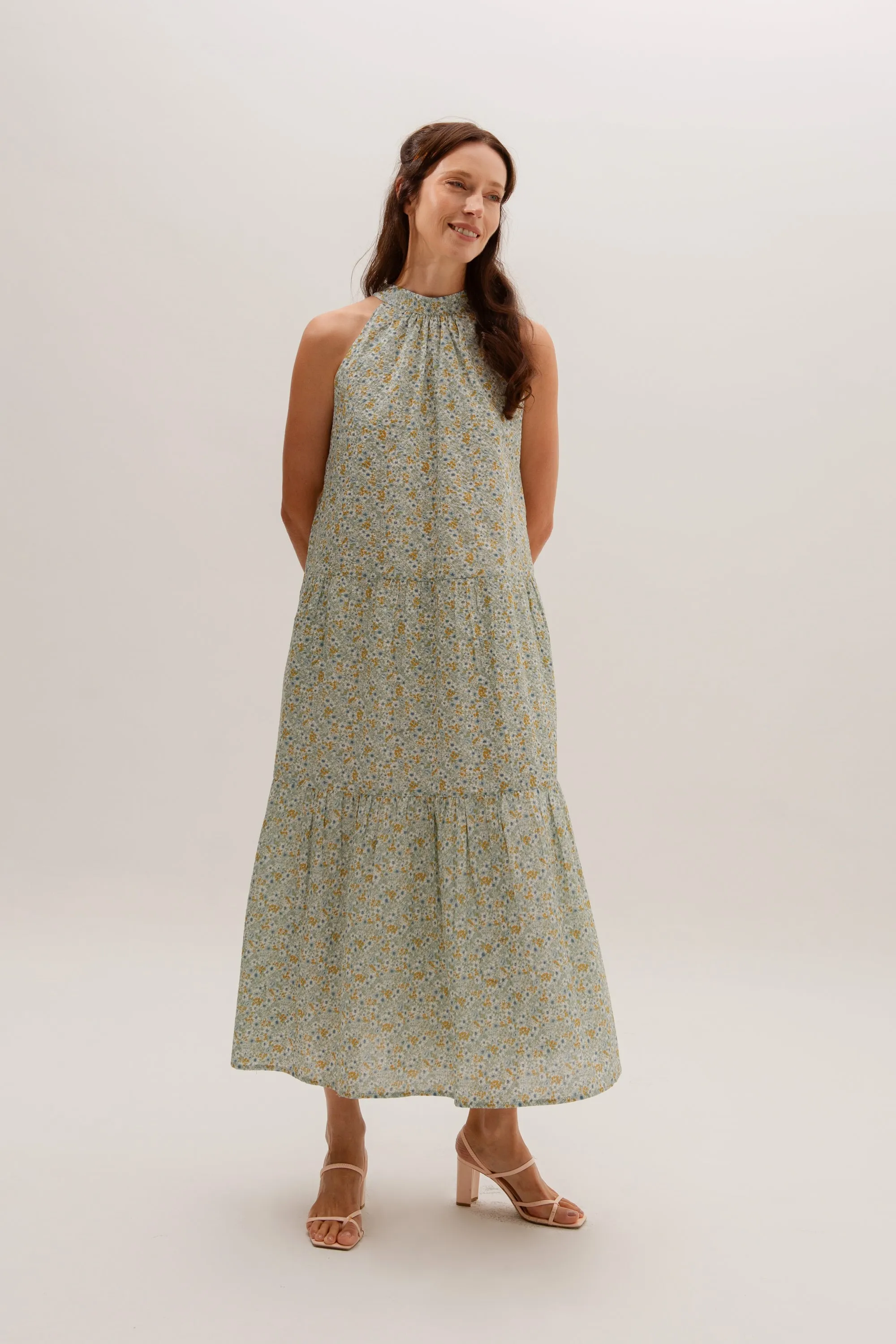 ⁠⁠Tie-ribbon Halter Maxi Dress - Sunrise Garden